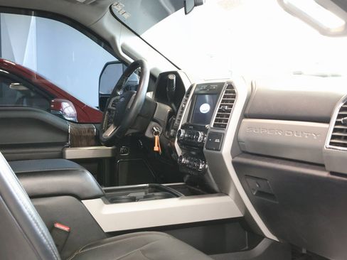 Used 2017 Ford F350 Lariat w/ Lariat Value Package image 41