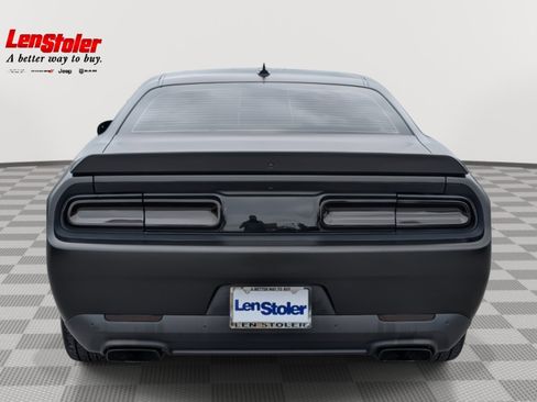 Used 2022 Dodge Challenger SRT Hellcat Redeye image 4
