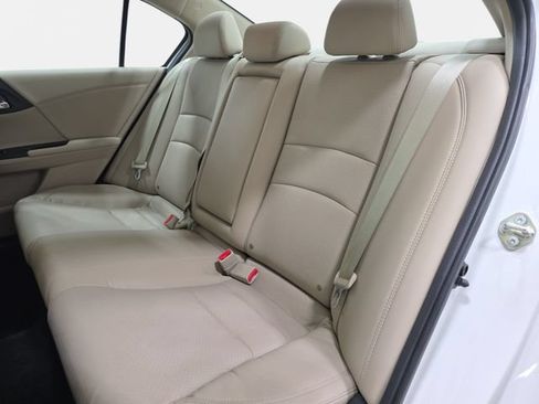 Used 2017 Honda Accord EX-L image 13