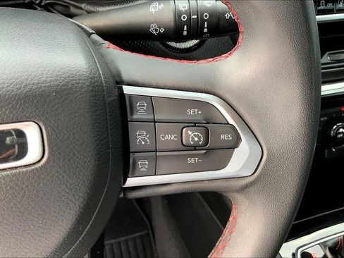 Used 2023 Jeep Compass Trailhawk w/ Sun and Sound Group AWD/4WD image 19
