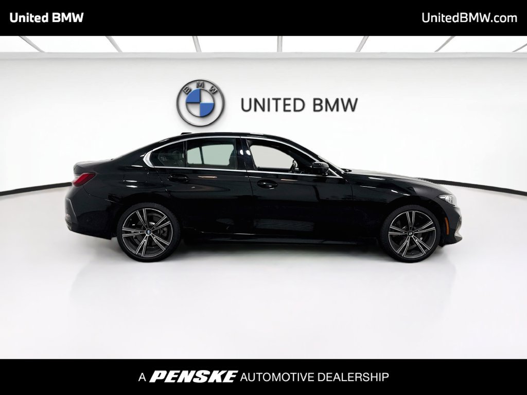 Certified 2024 BMW 330i Sedan RWD image 4