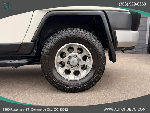 Used 2013 Toyota FJ Cruiser 4WD w/ Upgrade Pkg image 31