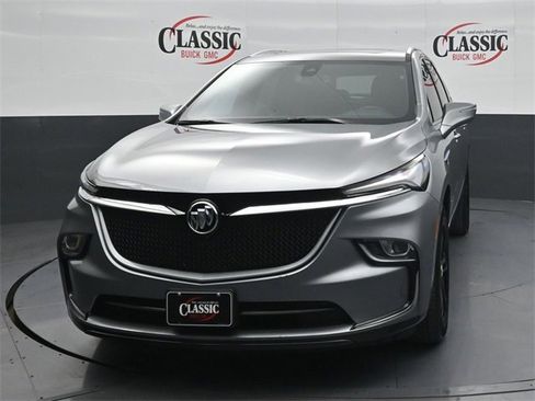 Used 2023 Buick Enclave Essence w/ Experience Buick Package image 4