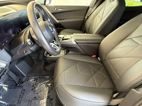 Used 2025 BMW iX M60 image 25
