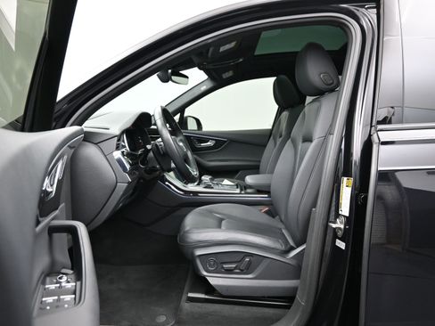 Used 2020 Audi Q7 3.0T Prestige w/ Prestige Package image 8