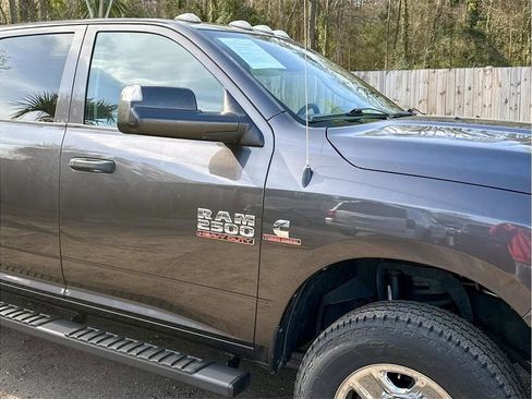 Used 2016 RAM 2500 Tradesman w/ Chrome Appearance Group AWD/4WD image 14