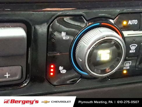 Certified 2025 Chevrolet Silverado 2500 LT w/ Leather Package image 27