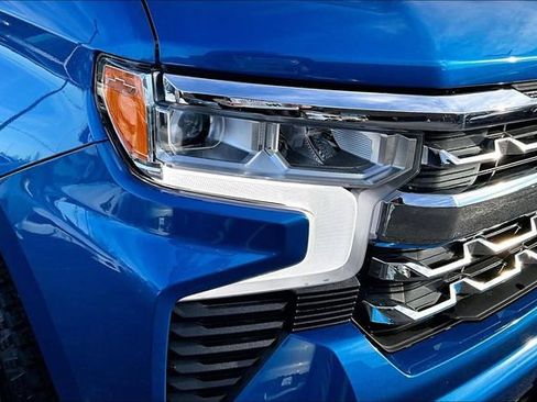 Used 2024 Chevrolet Silverado 1500 RST AWD/4WD image 27