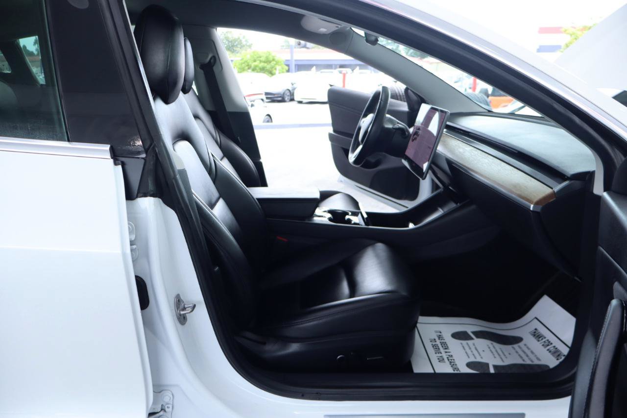 Used 2019 Tesla Model 3 Standard Range Plus RWD image 34