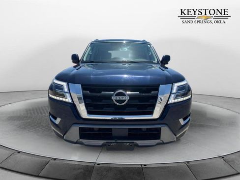 Used 2023 Nissan Armada SL w/ Captain's Chairs Package image 7