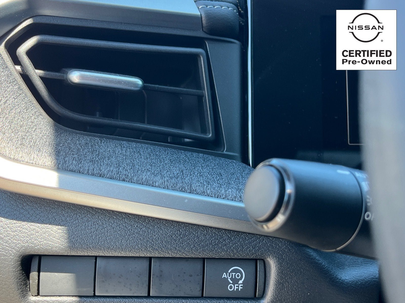 Certified 2026 Nissan Kicks SV FWD image 28