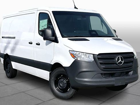 New 2025 Mercedes-Benz Sprinter 2500 image 2