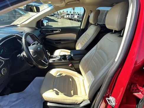 Used 2017 Ford Edge SEL w/ Equipment Group 201A AWD/4WD image 17