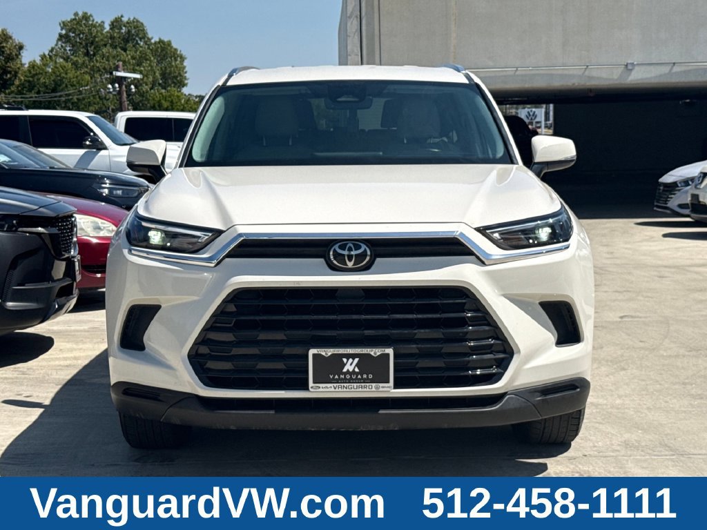 Used 2024 Toyota Grand Highlander FWD image 4