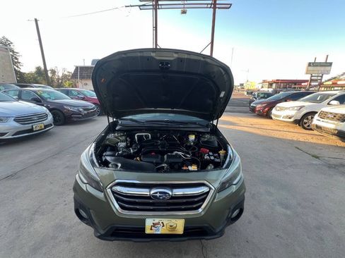 Used 2018 Subaru Outback 2.5i Premium AWD/4WD image 21