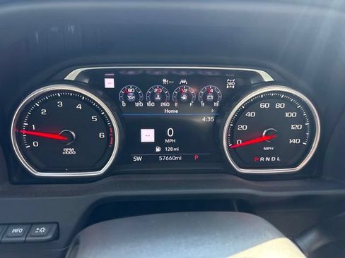 Used 2022 Chevrolet Silverado 1500 LTZ w/ LTZ Premium Package AWD/4WD image 10