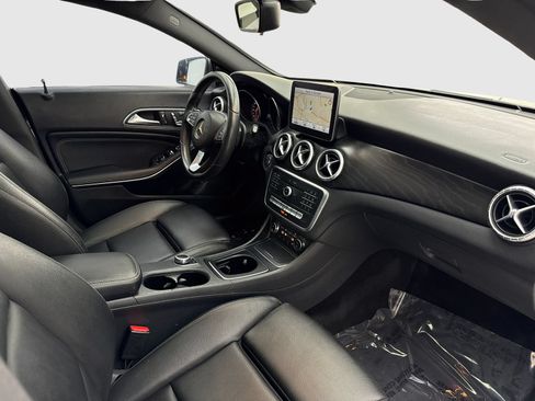 Used 2018 Mercedes-Benz CLA 250 image 42