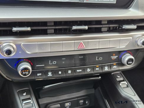 Certified 2025 Kia Telluride S FWD image 25