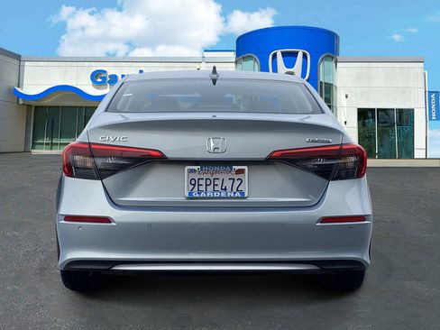 Used 2023 Honda Civic Touring image 5