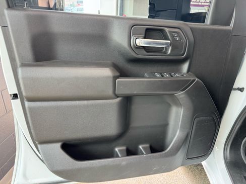 Used 2025 GMC Sierra 2500 Pro w/ Convenience Package AWD/4WD image 15