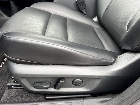 Certified 2023 Nissan Rogue SV w/ SV Premium B Package image 22