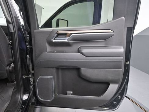 Used 2023 Chevrolet Silverado 1500 RST w/ Convenience Package II AWD/4WD image 16