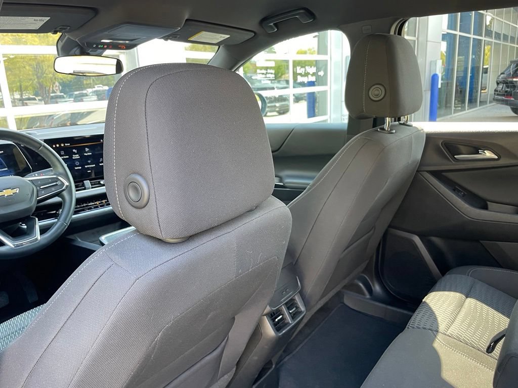 Used 2025 Chevrolet Equinox LT AWD/4WD image 27
