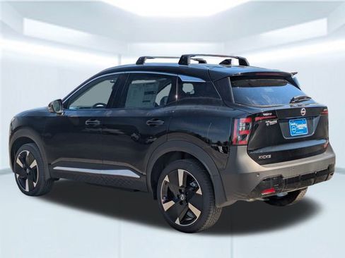 New 2026 Nissan Kicks SR image 4