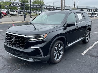 Used 2025 Honda Pilot Elite