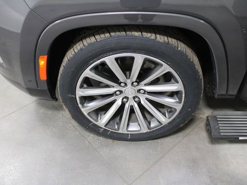 Used 2023 Jeep Grand Wagoneer L Series II image 57