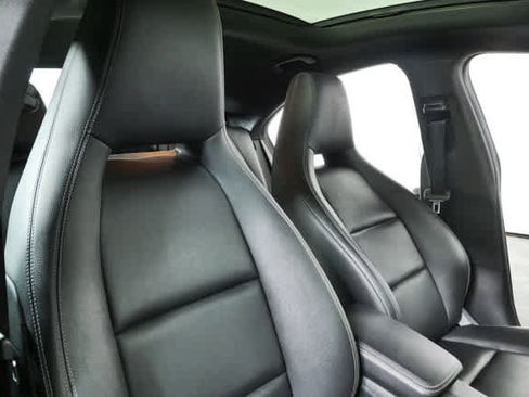 Used 2018 Mercedes-Benz CLA 250 4MATIC image 21