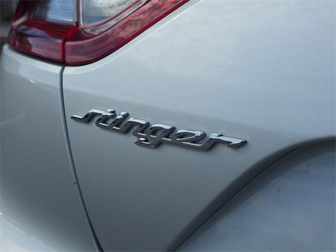 Used 2018 Kia Stinger Base image 6