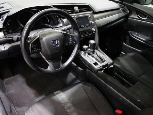 Used 2018 Honda Civic Sport image 22