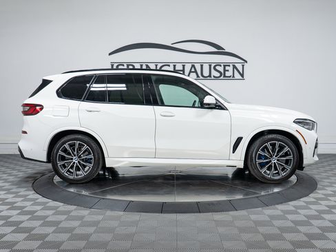Used 2021 BMW X5 M50i AWD/4WD image 4
