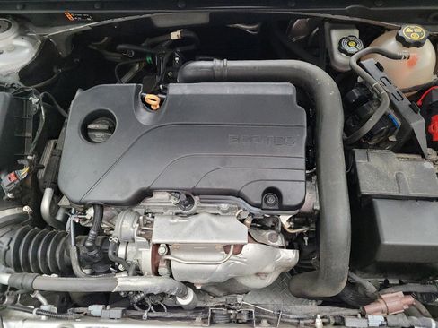 Used 2020 Chevrolet Malibu LT FWD image 30