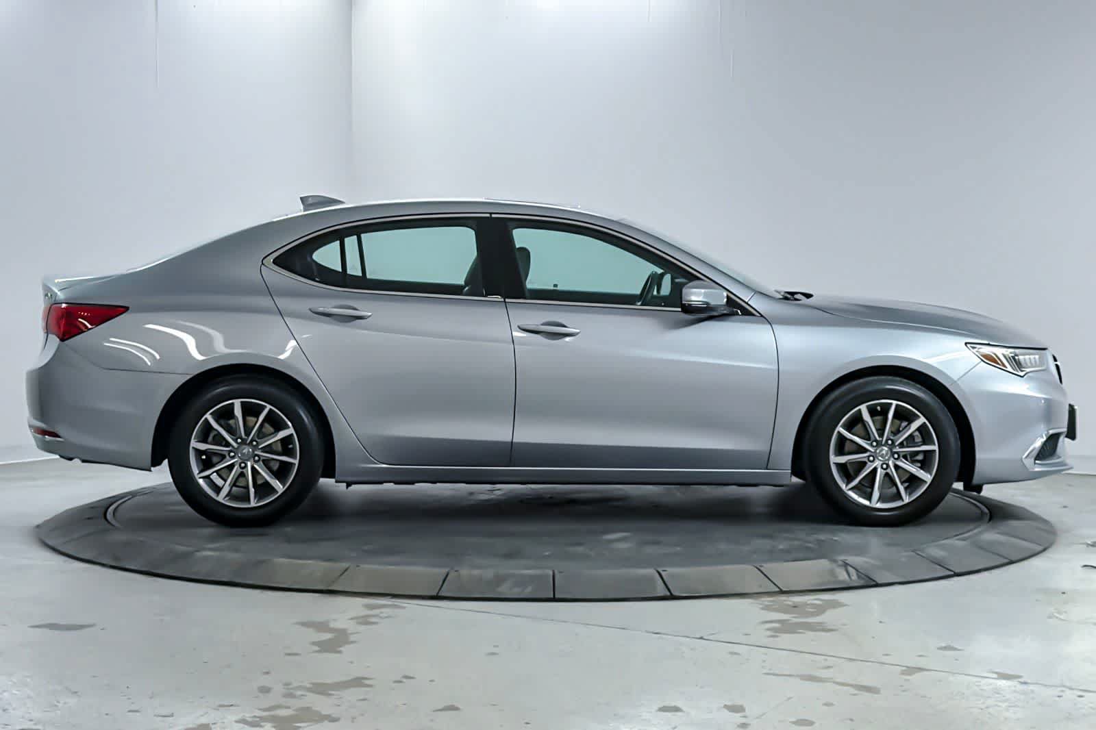 Used 2020 Acura TLX w/ Technology Package FWD image 8