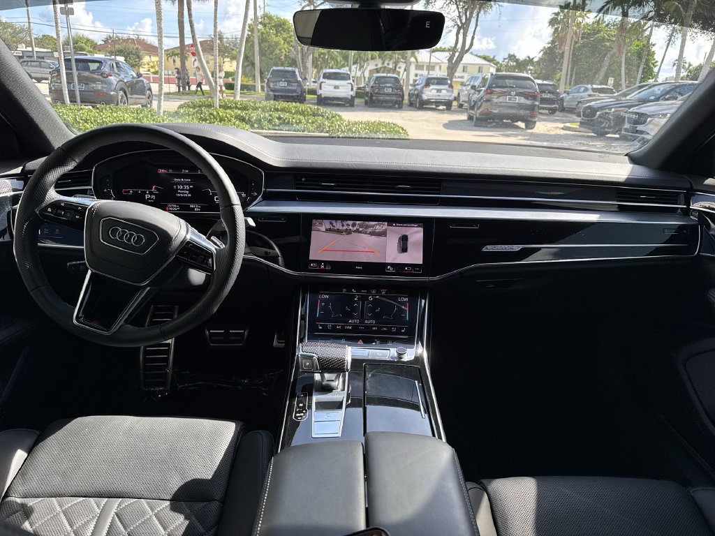 Used 2025 Audi S8 w/ Executive Package AWD/4WD image 14