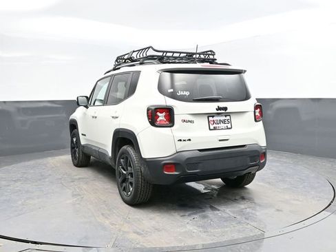 Used 2022 Jeep Renegade Altitude w/ Sun/Sound Group image 8