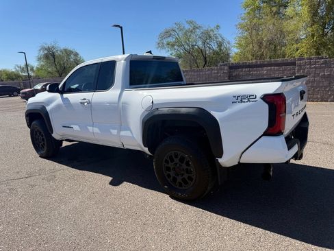 Used 2024 Toyota Tacoma PreRunner w/ TRD Prerunner Upgrade Package RWD image 7