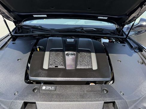 Used 2023 Lexus LS 500 AWD w/ Luxury Package image 27