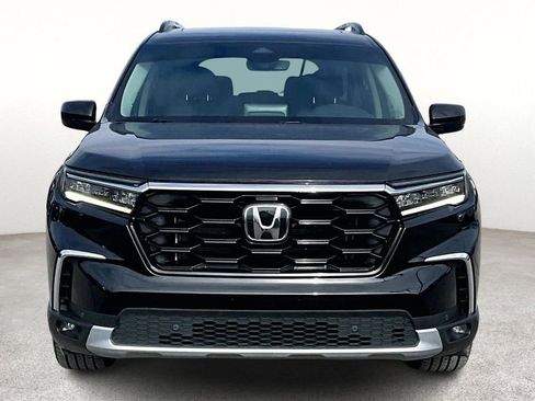 Used 2023 Honda Pilot Touring image 5