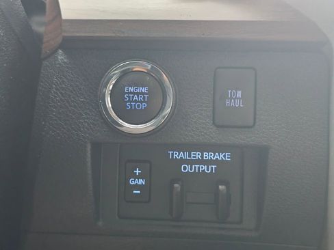 Used 2020 Toyota Tundra Limited RWD image 24