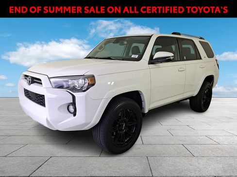 Certified 2020 Toyota 4Runner SR5 Premium w/ Moonroof Package AWD/4WD image 4