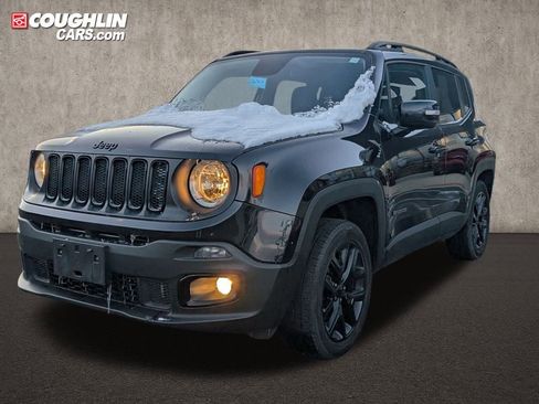 Used 2016 Jeep Renegade Latitude image 3