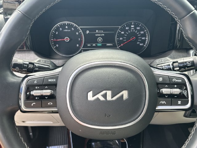 Used 2023 Kia Sorento EX w/ Panoramic Sunroof Package FWD image 16