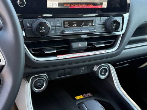 Used 2024 Toyota Grand Highlander FWD image 20