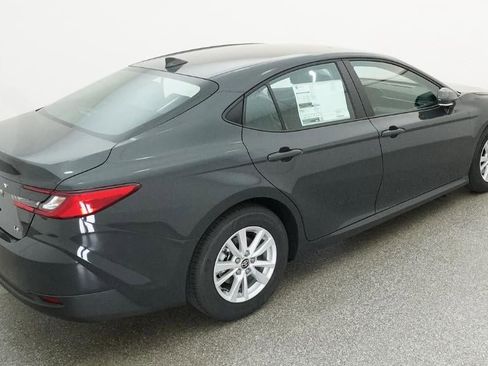 New 2026 Toyota Camry LE image 9