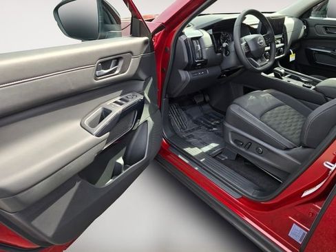 New 2026 Nissan Pathfinder SV w/ Cargo Package AWD/4WD image 18