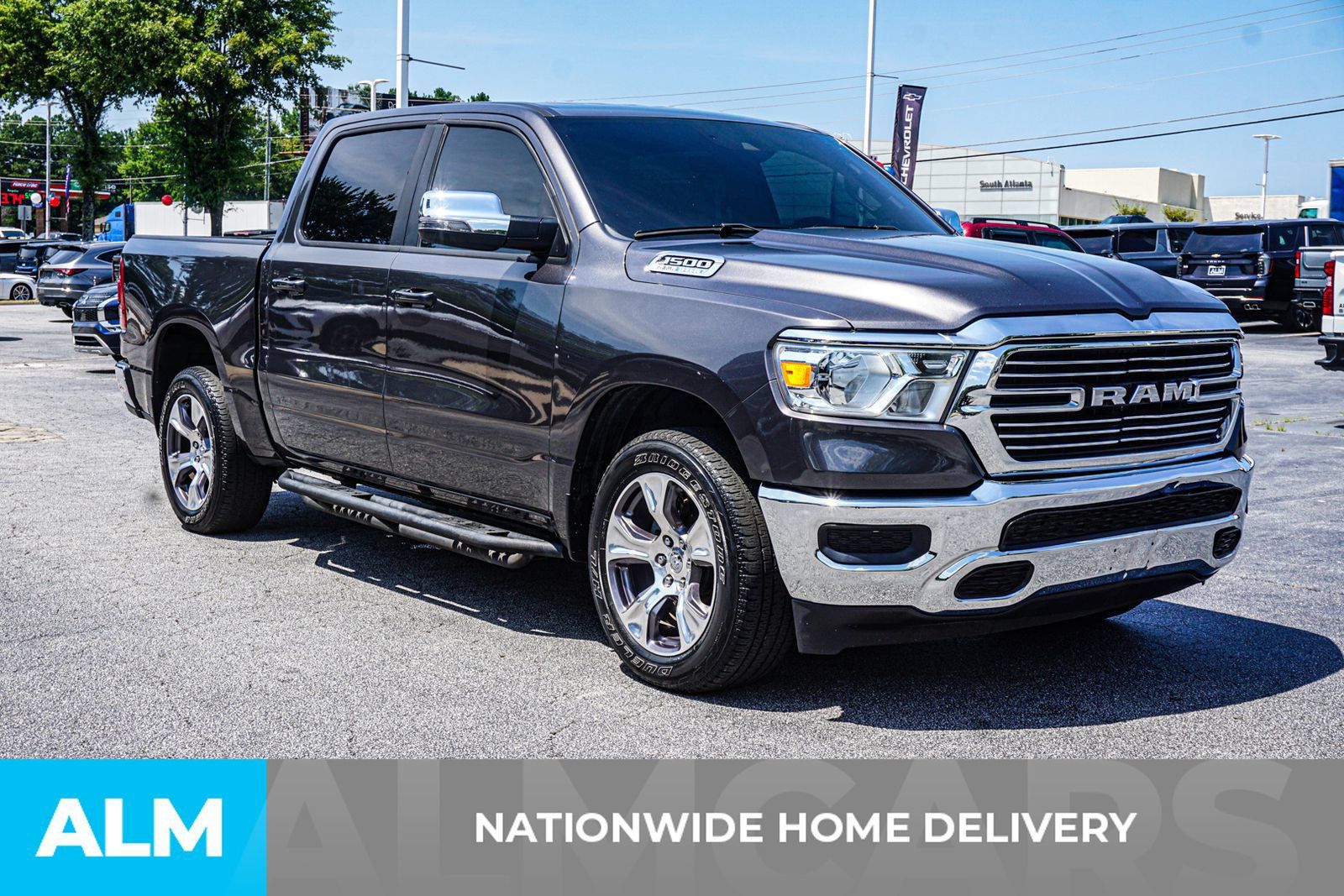 Used 2024 RAM 1500 Laramie AWD/4WD image 5