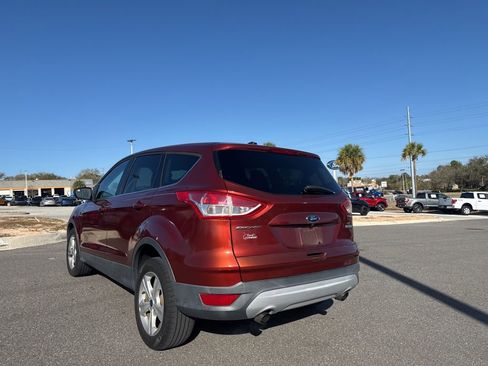 Used 2014 Ford Escape SE image 5
